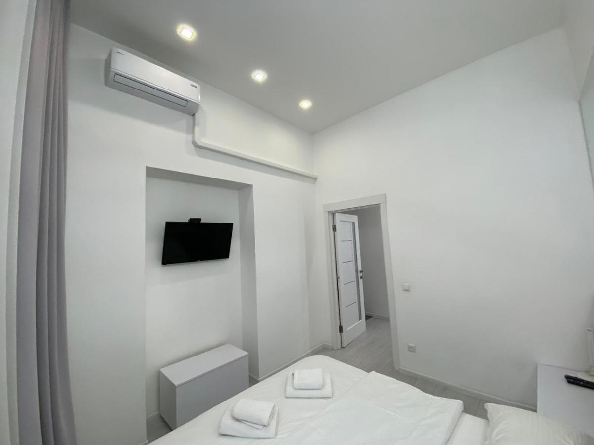Galicia Apartments Lviv Exterior photo