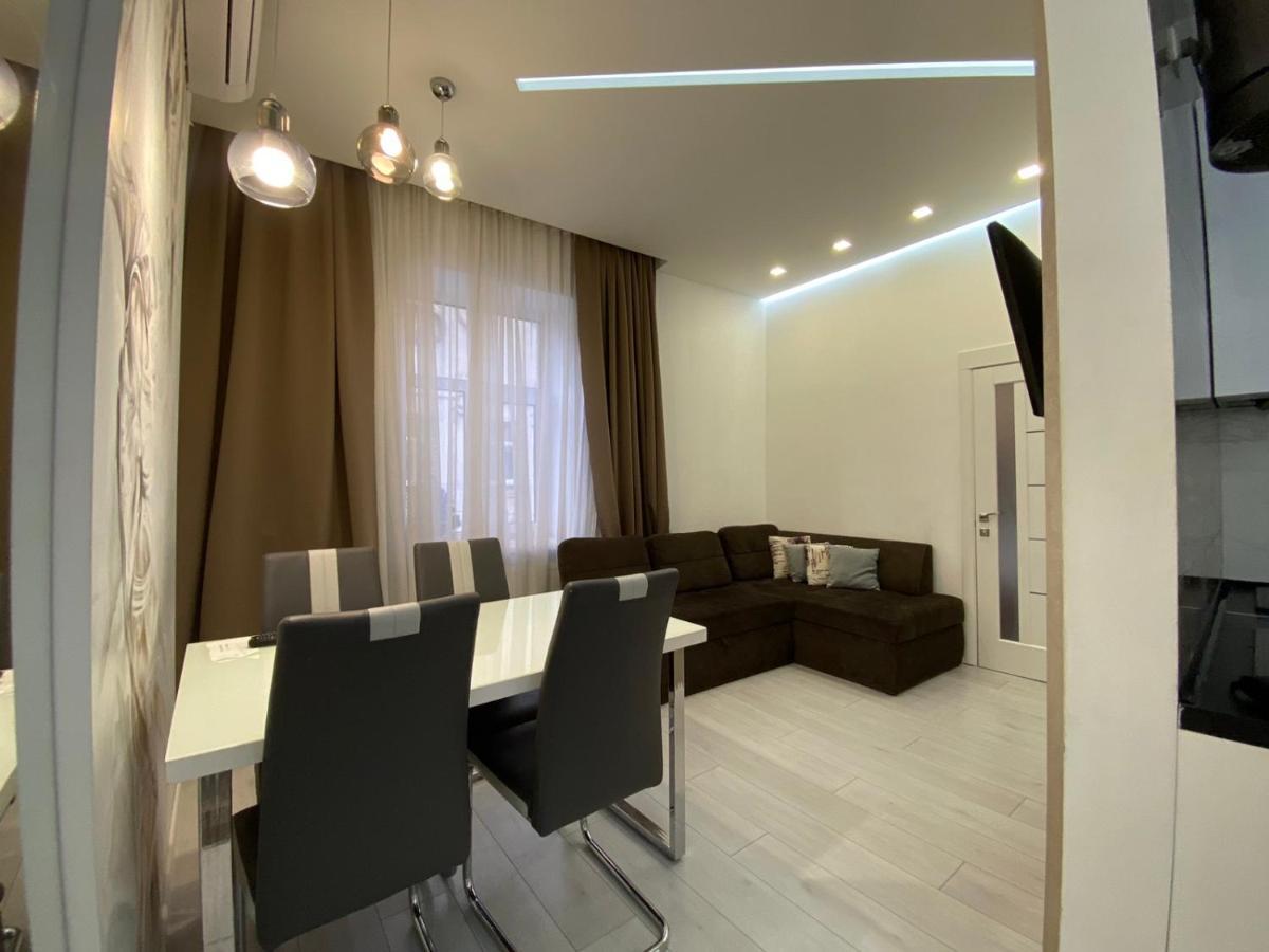 Galicia Apartments Lviv Exterior photo